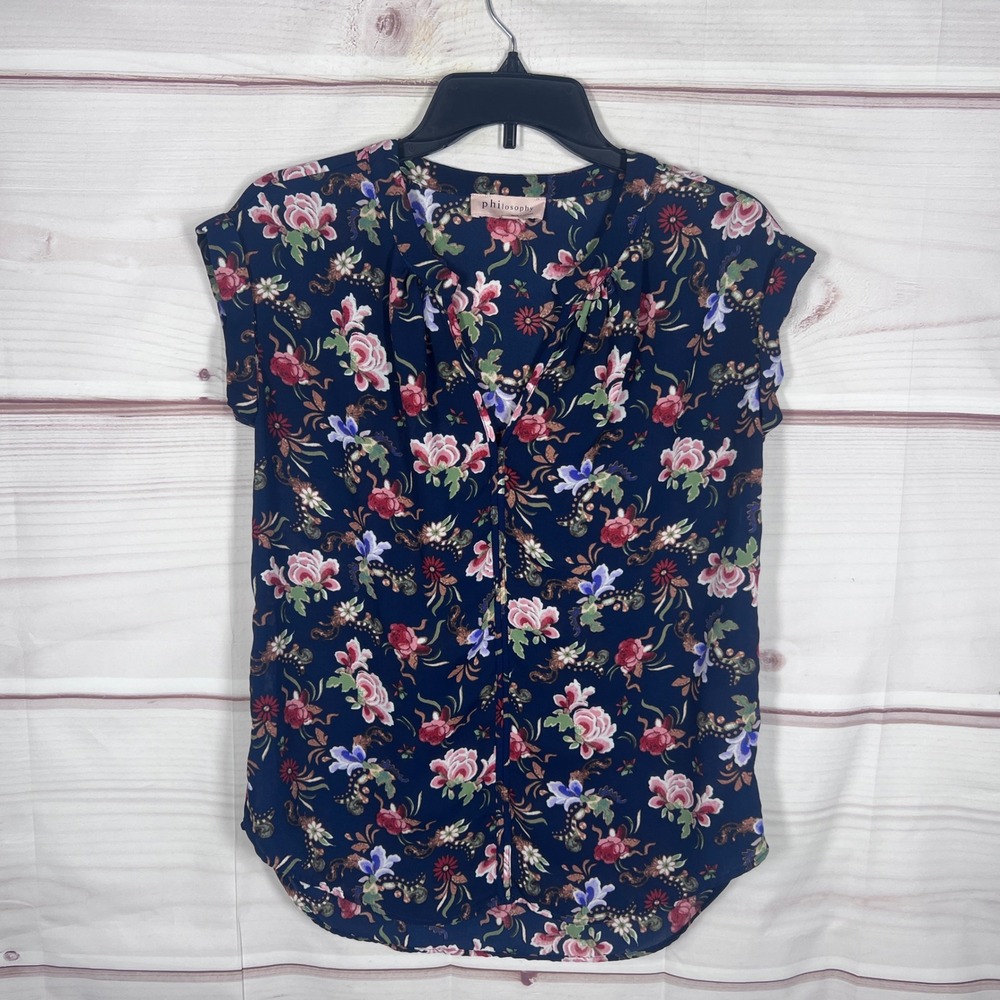 Philosophy Top Women XS Blue Floral Short Sleeve Blouse V-Neck Chiffon Office